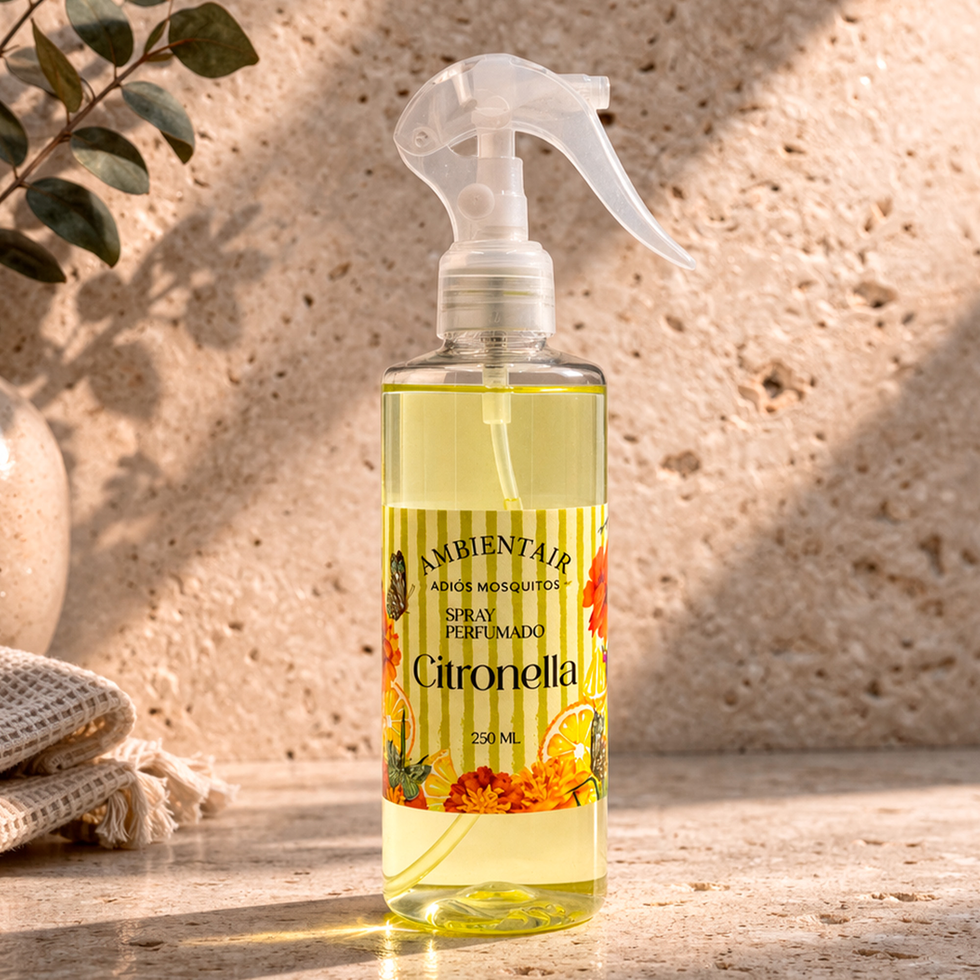 Room Spray Citronella Antimosquitos 250 ml | Aromatizante en Spray para Hogar, Terraza y Jardín | Fragancia Fresca y Natural - Imagen 2