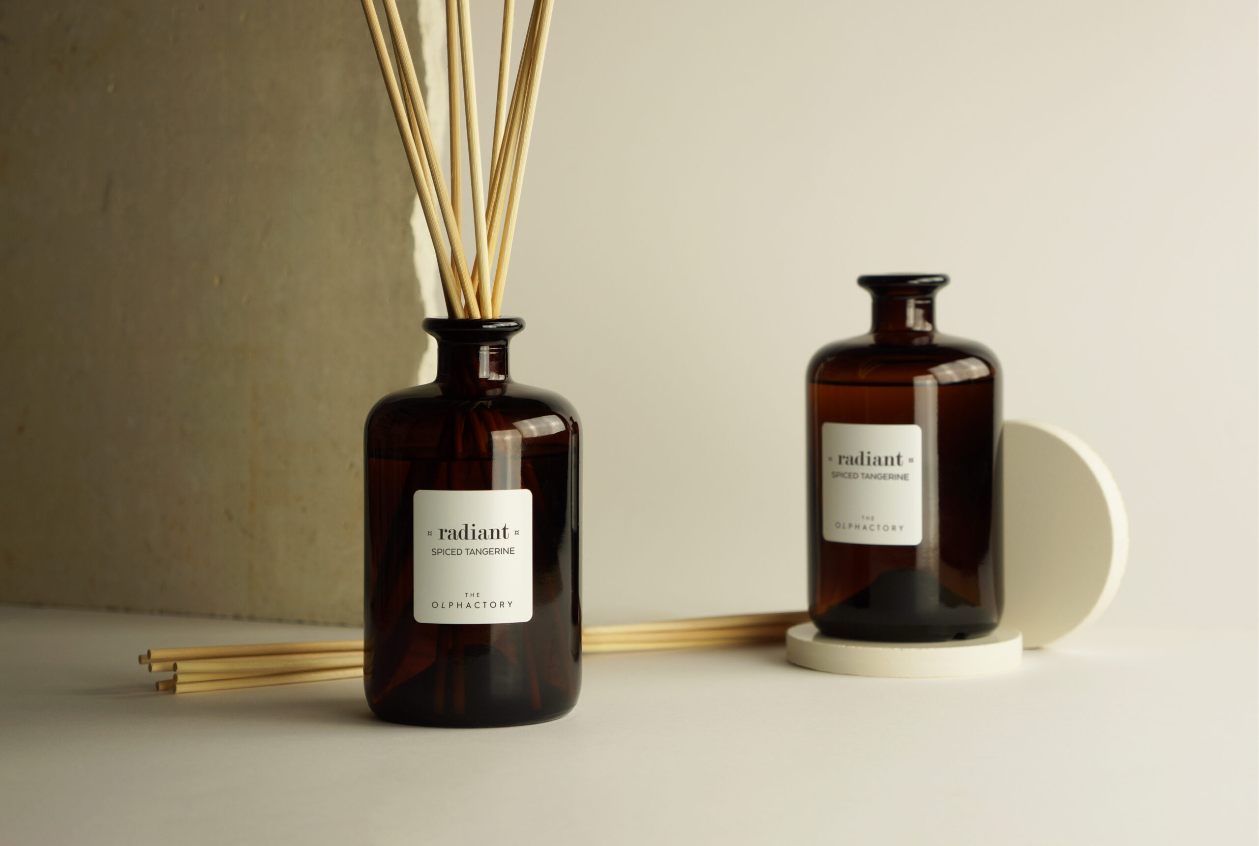 Difusor de Varillas - The Olphactory - Spiced Tangerine · radiant · 500 ml